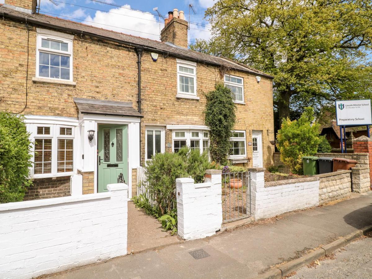 Minster Cottage Lincoln Bagian luar foto